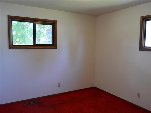 5008 N Bemis St - Photo 9
