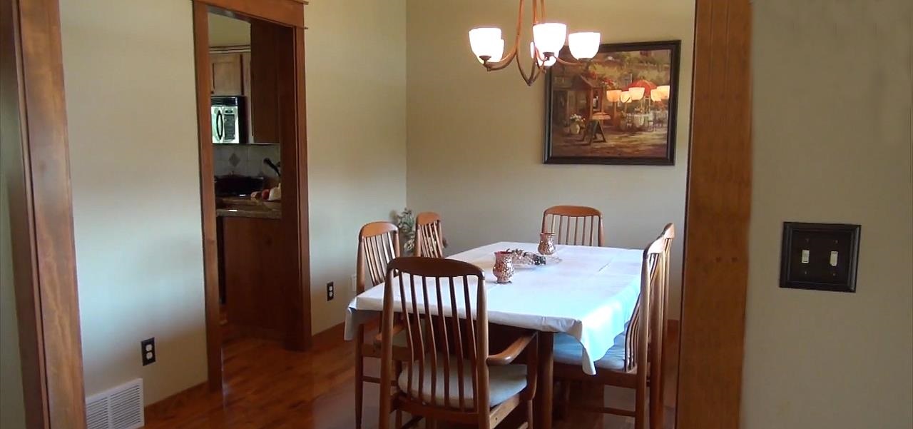 2410 W Kingsford Ave - Photo 15