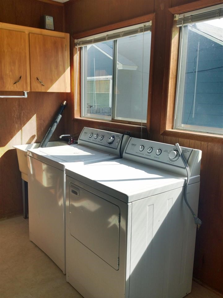 2323 W Providence - Photo 14