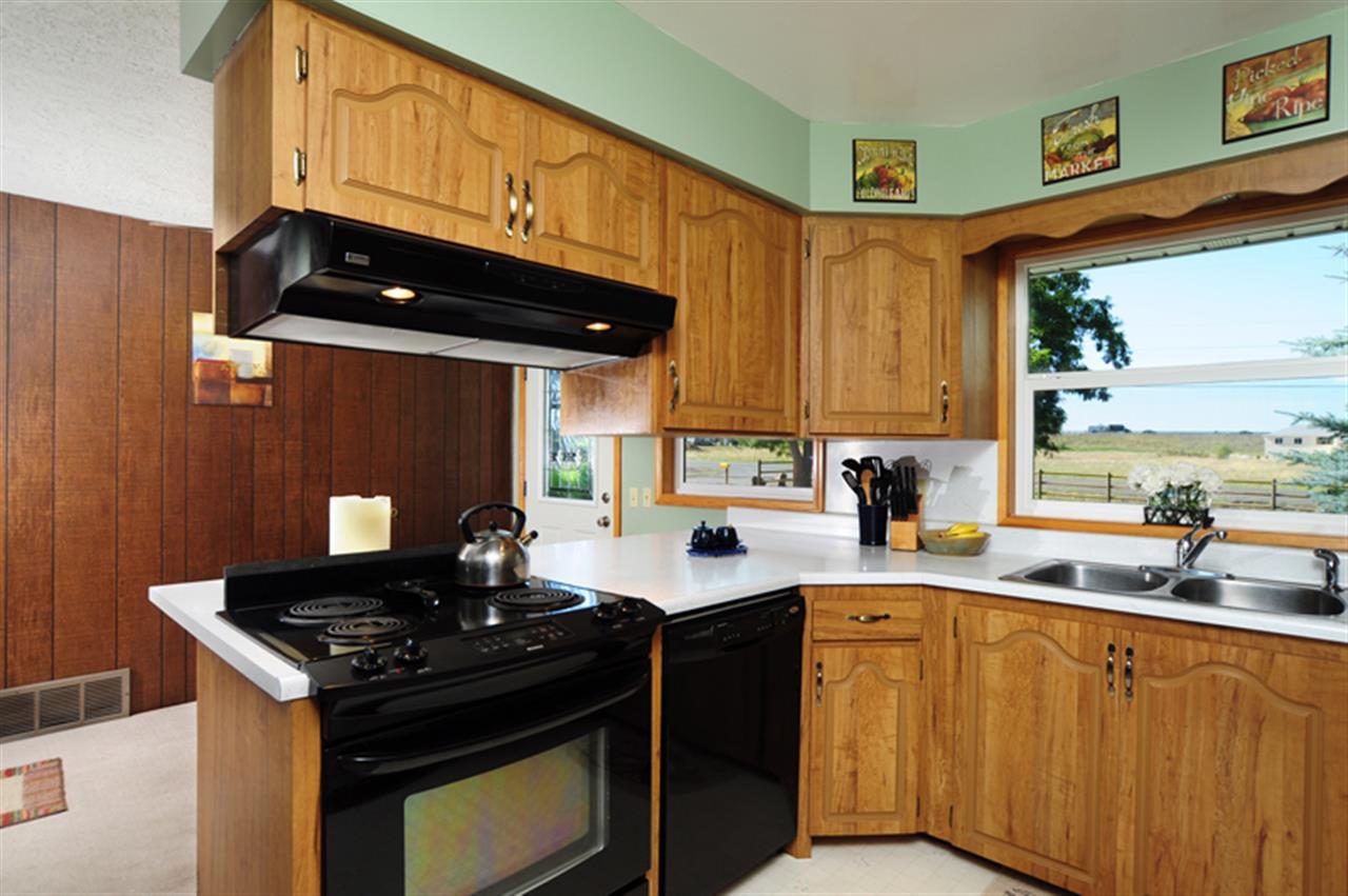 13507 W Medical Lake Four Lakes Rd - Photo 4