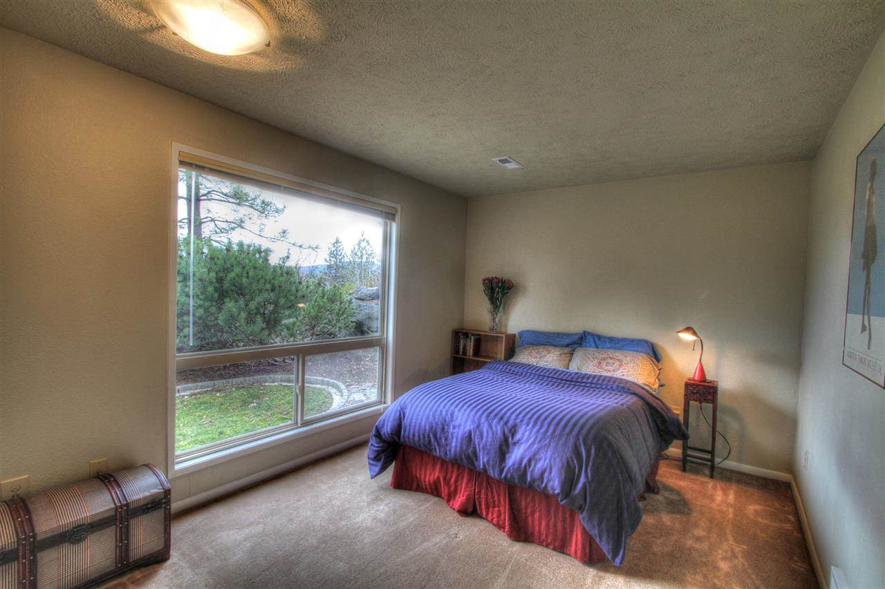2027 S Parkwood Cir - Photo 17