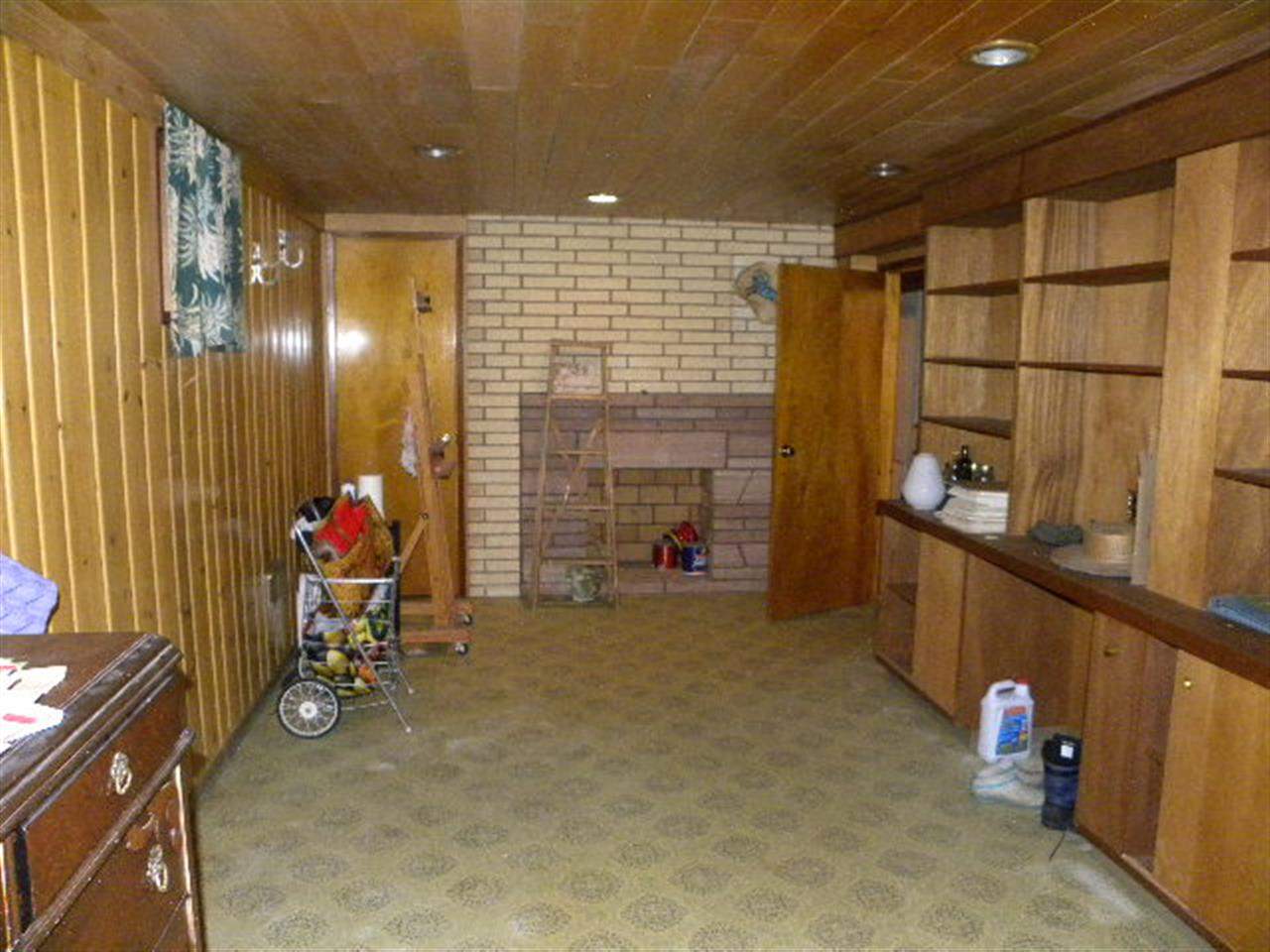 1006 W 15TH - Photo 12