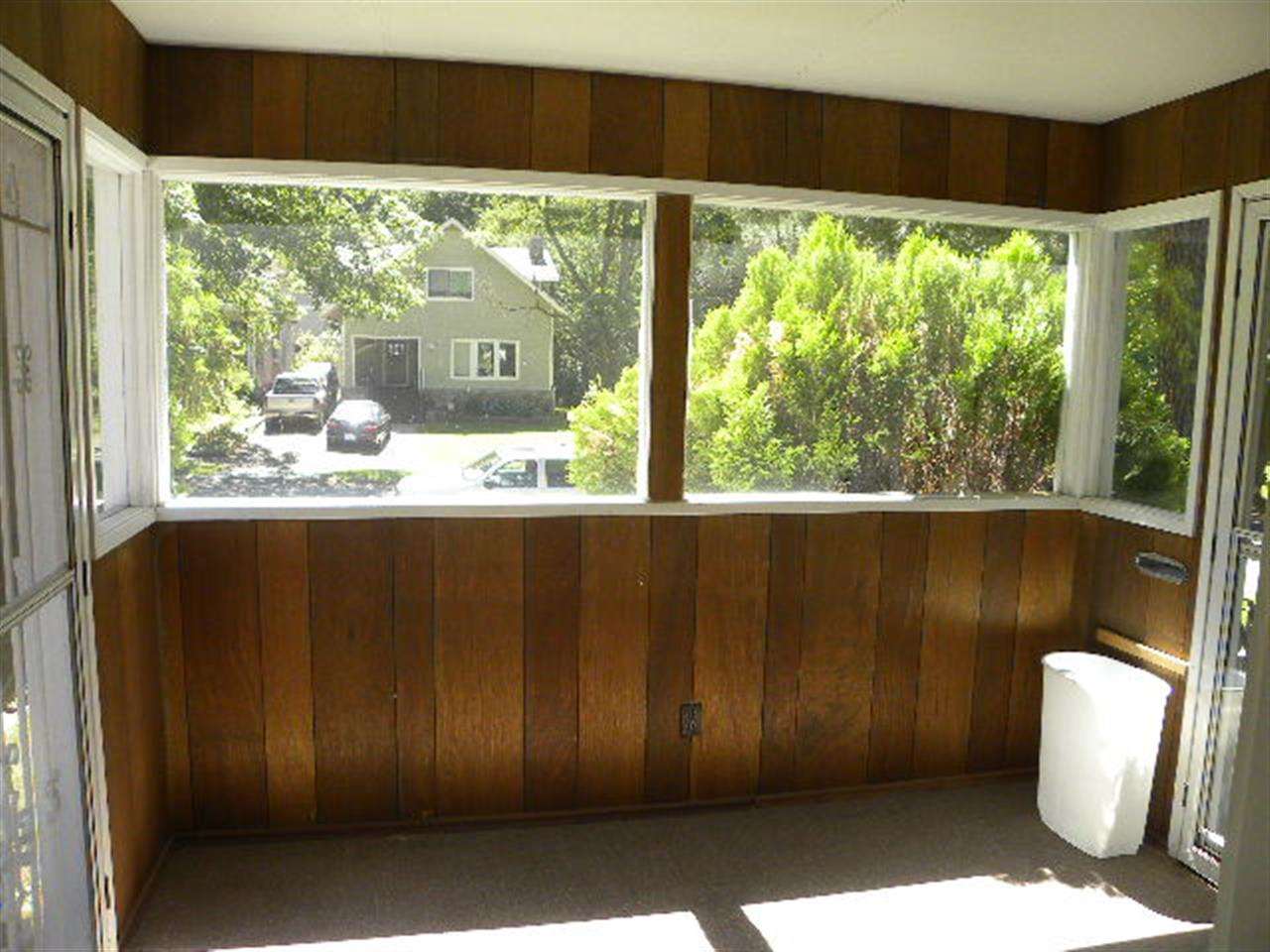 1006 W 15TH - Photo 20