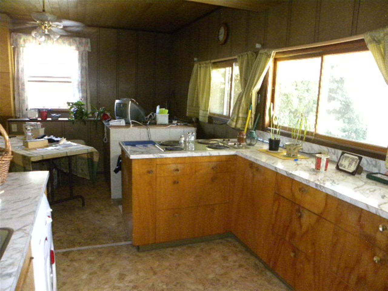 1006 W 15TH - Photo 10