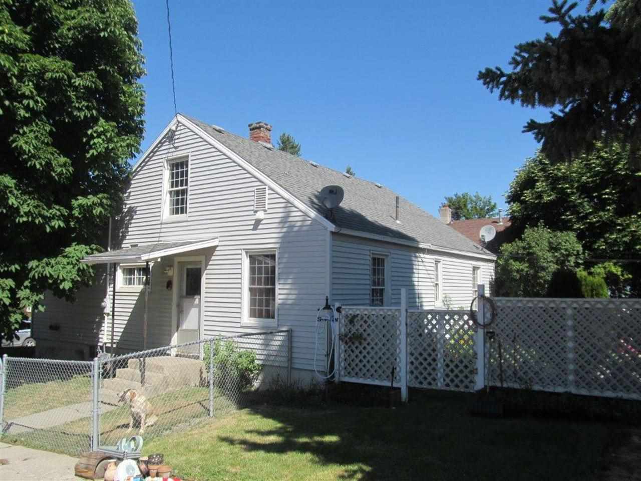 681 S Cedar St - Photo 1