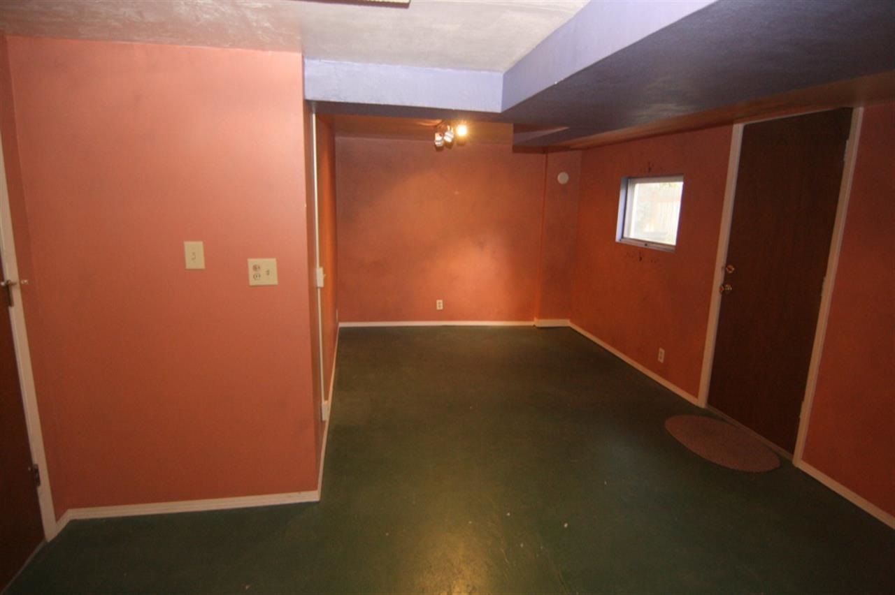 2620 W Woodside Ave - Photo 11