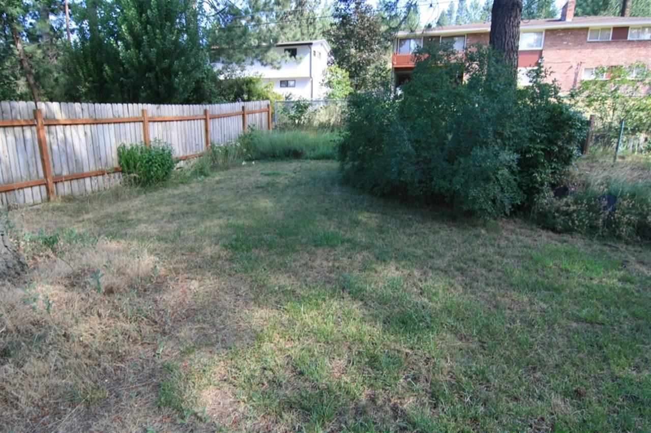 2620 W Woodside Ave - Photo 10
