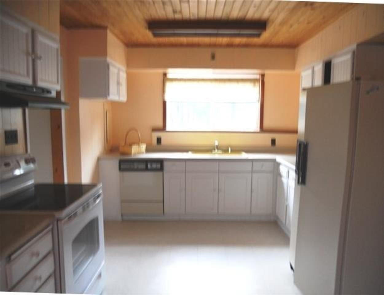 24896 Hwy 395 - Photo 9