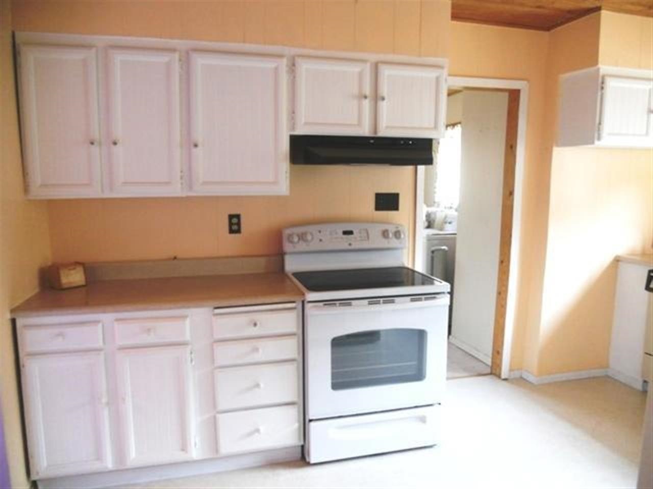 24896 Hwy 395 - Photo 10
