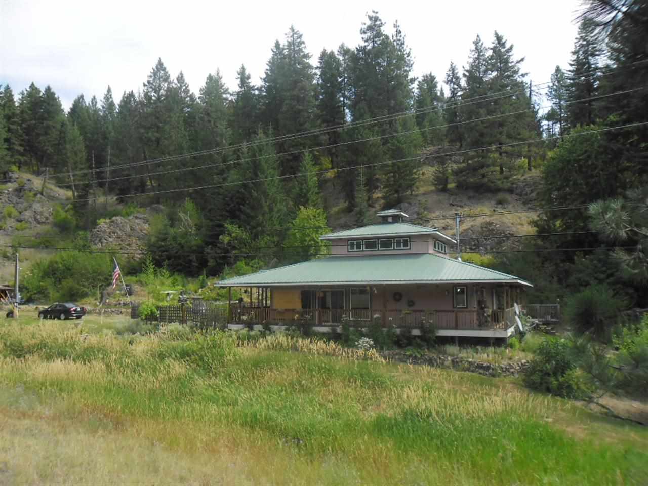 318502 N HWY 2 - Photo 1