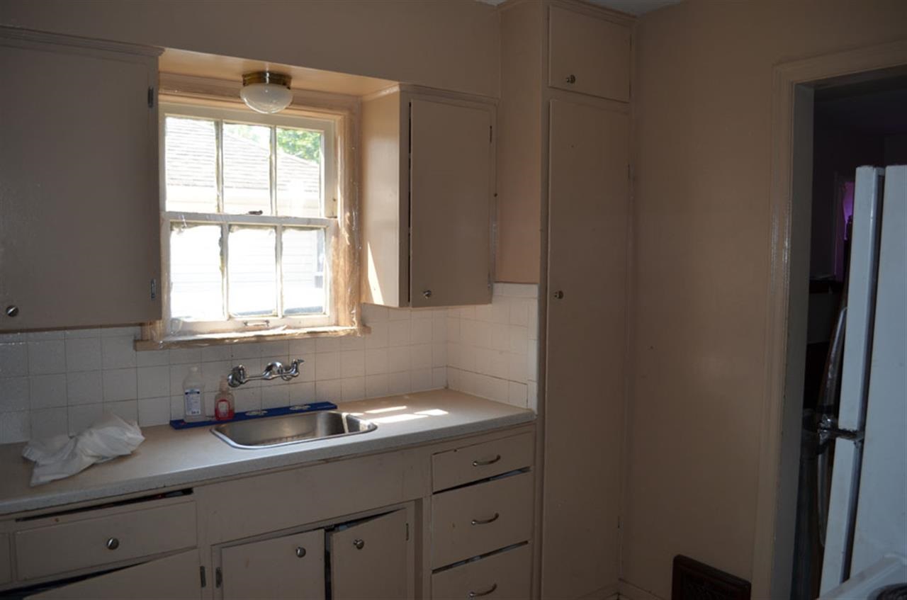 4834 E Commerce Ave - Photo 7