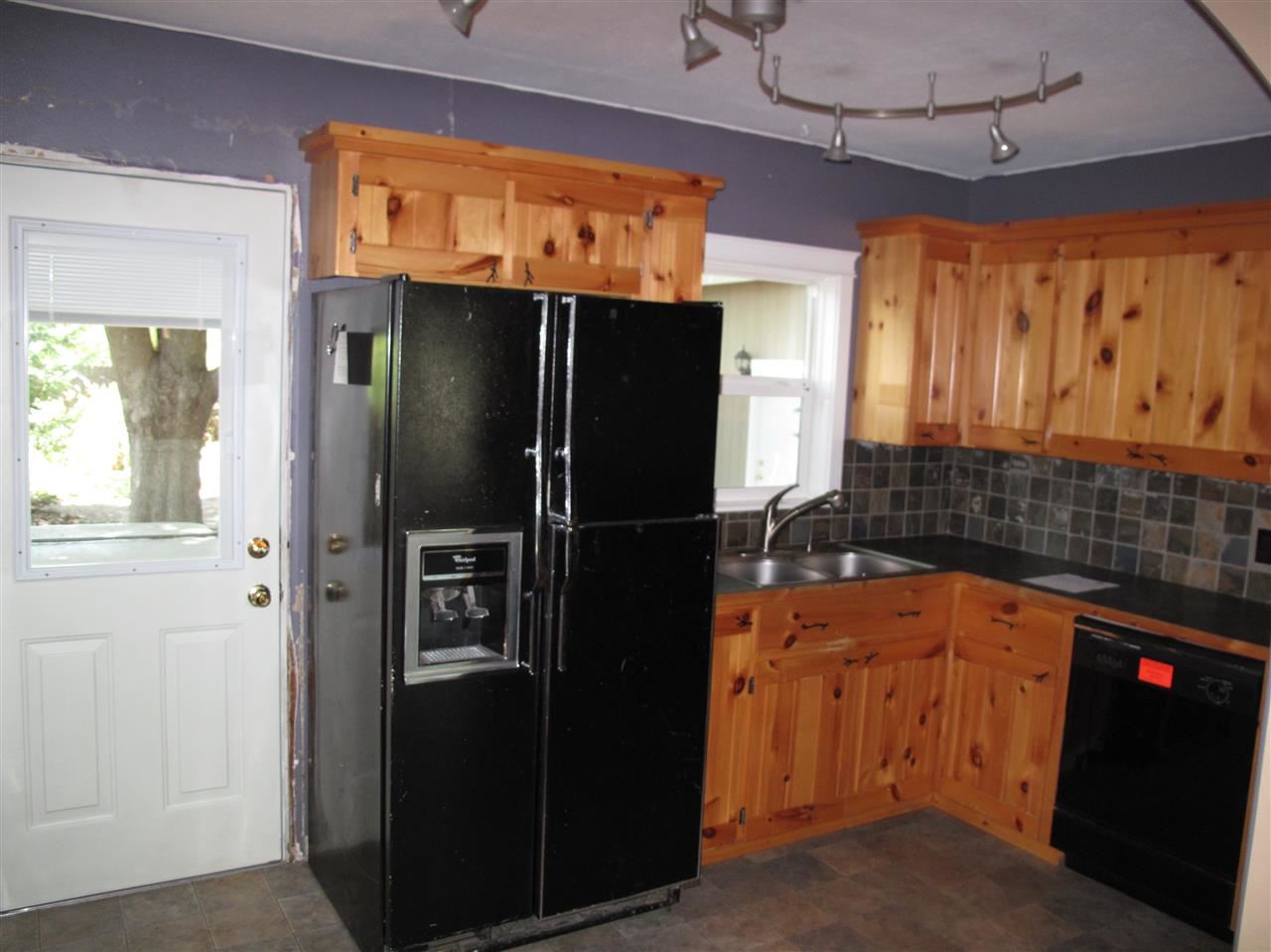 10201 N Whittier St - Photo 5