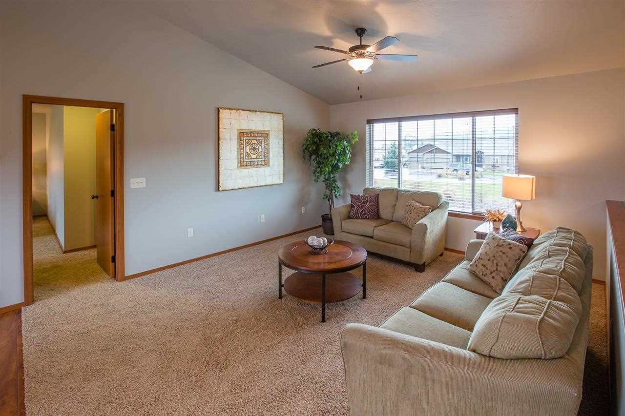 5230 N Mayhew Rd - Photo 6