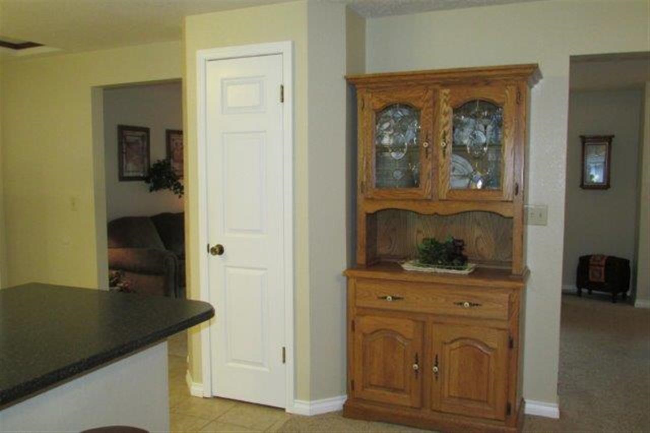 5508 N Best Rd - Photo 8