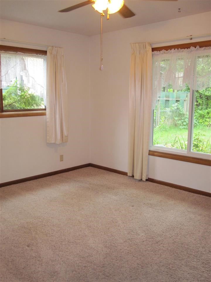 131 W 37th Ave - Photo 7