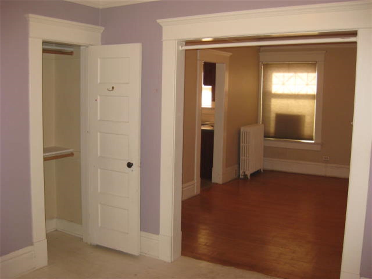 326 W 6th - Photo 11
