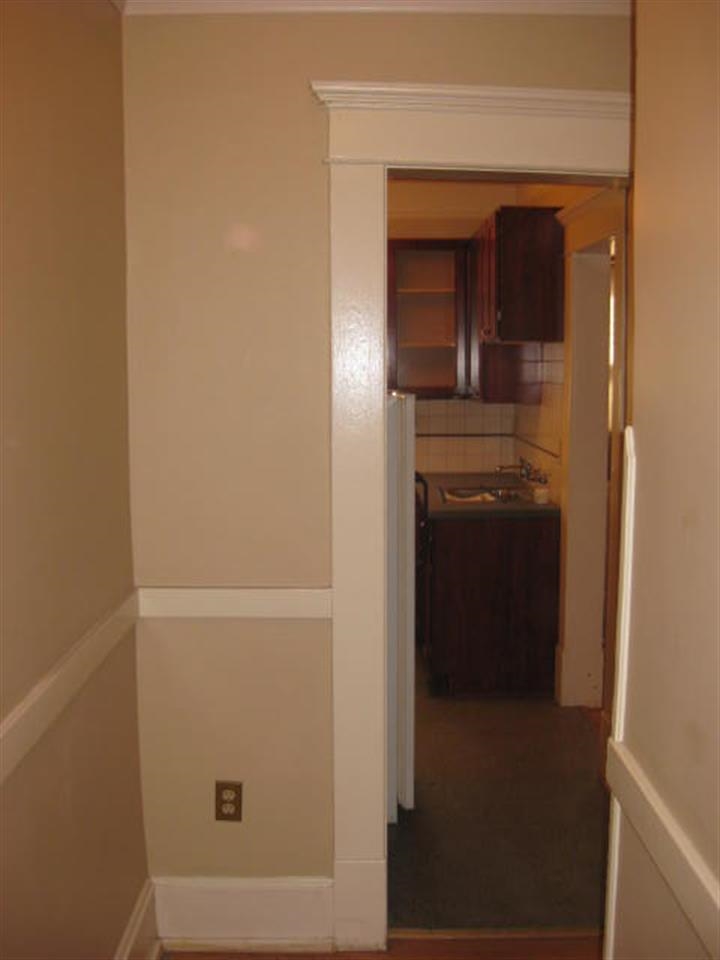 326 W 6th - Photo 10