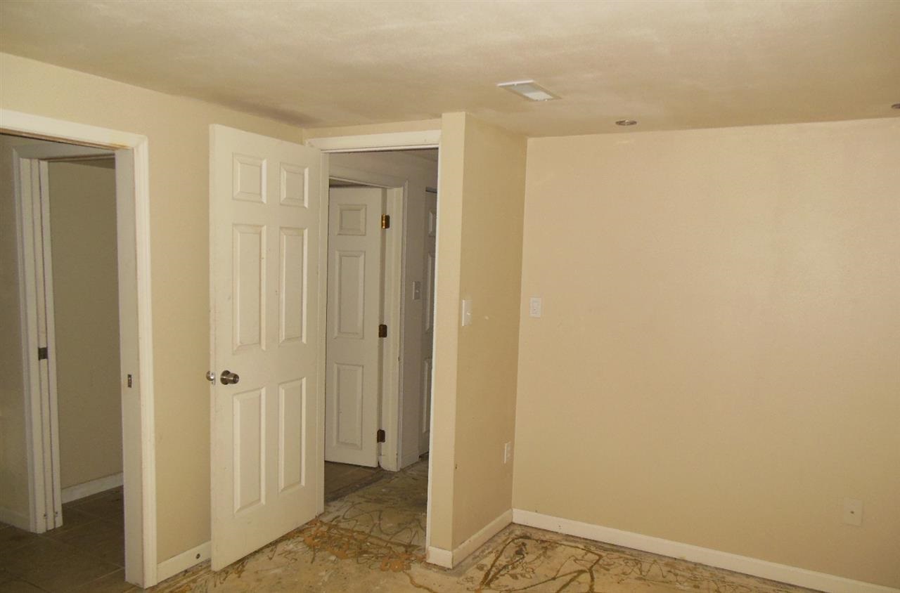 5925 N Cochran St - Photo 5