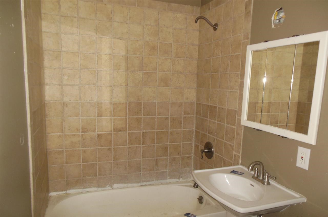 5925 N Cochran St - Photo 6