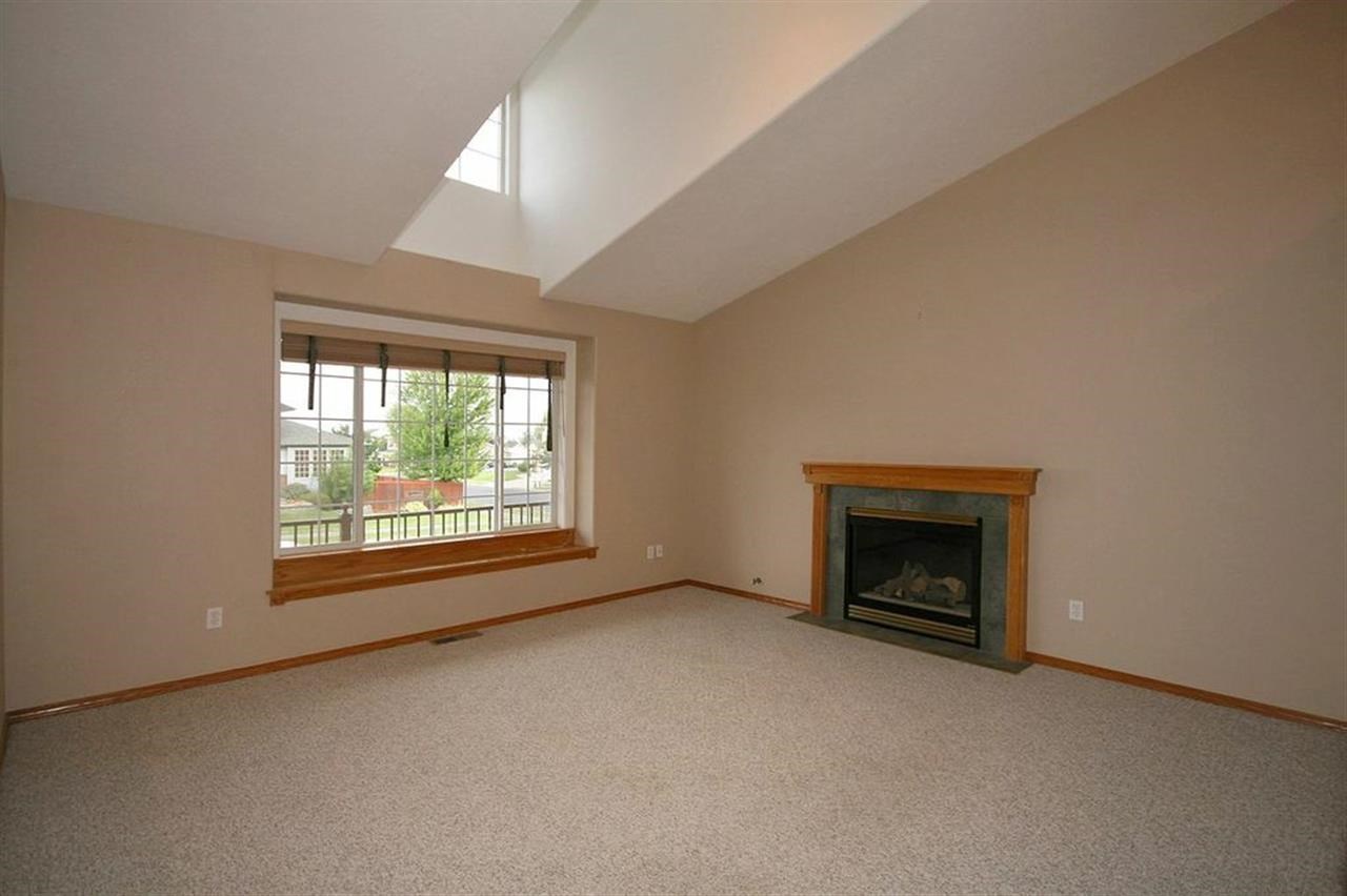 7903 N Milton Ct - Photo 3