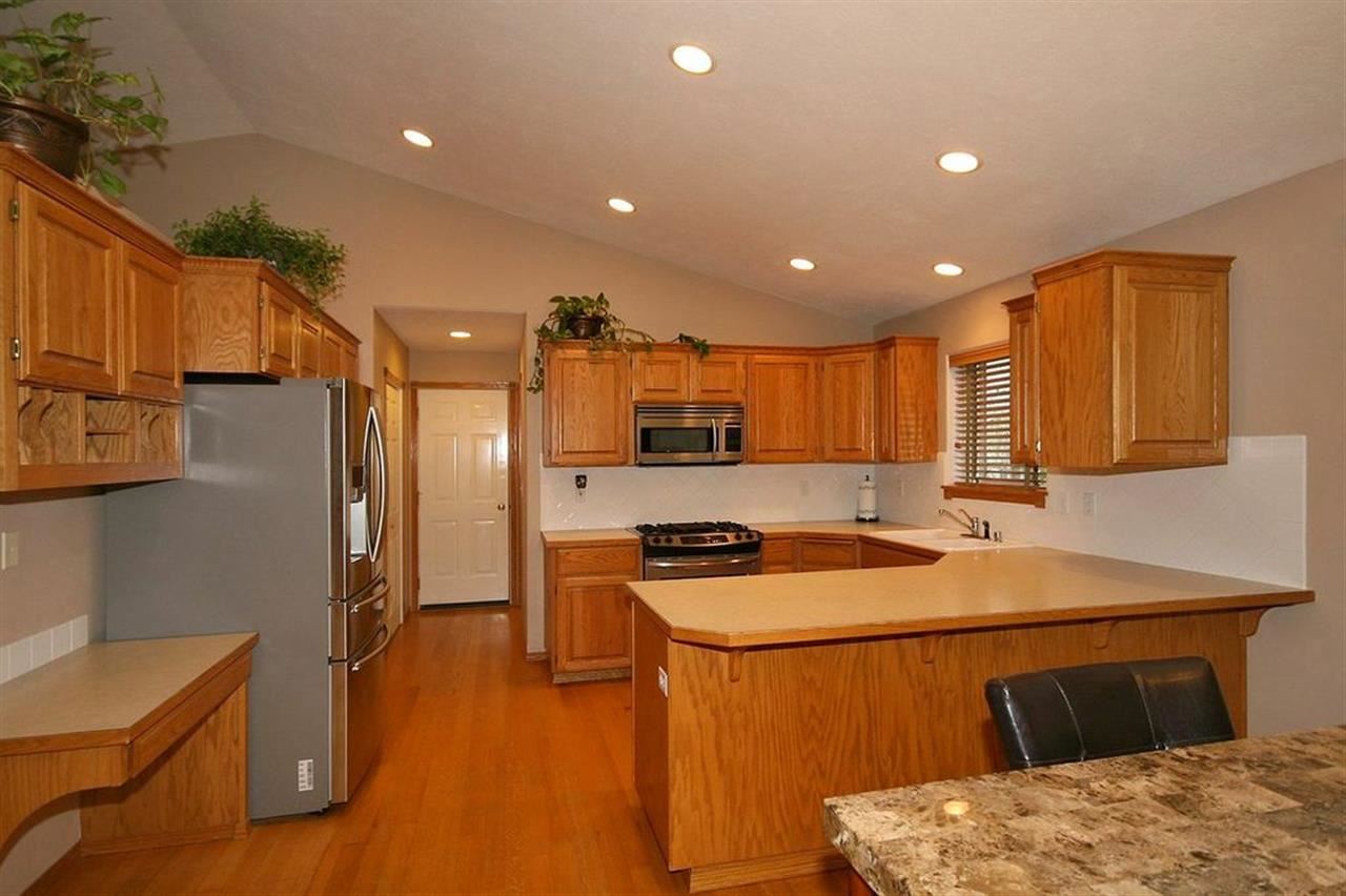 7903 N Milton Ct - Photo 4