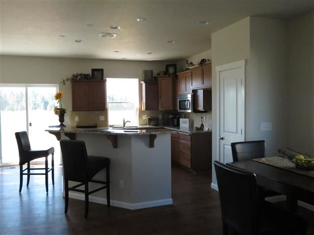816 E COLBERT - Photo 2