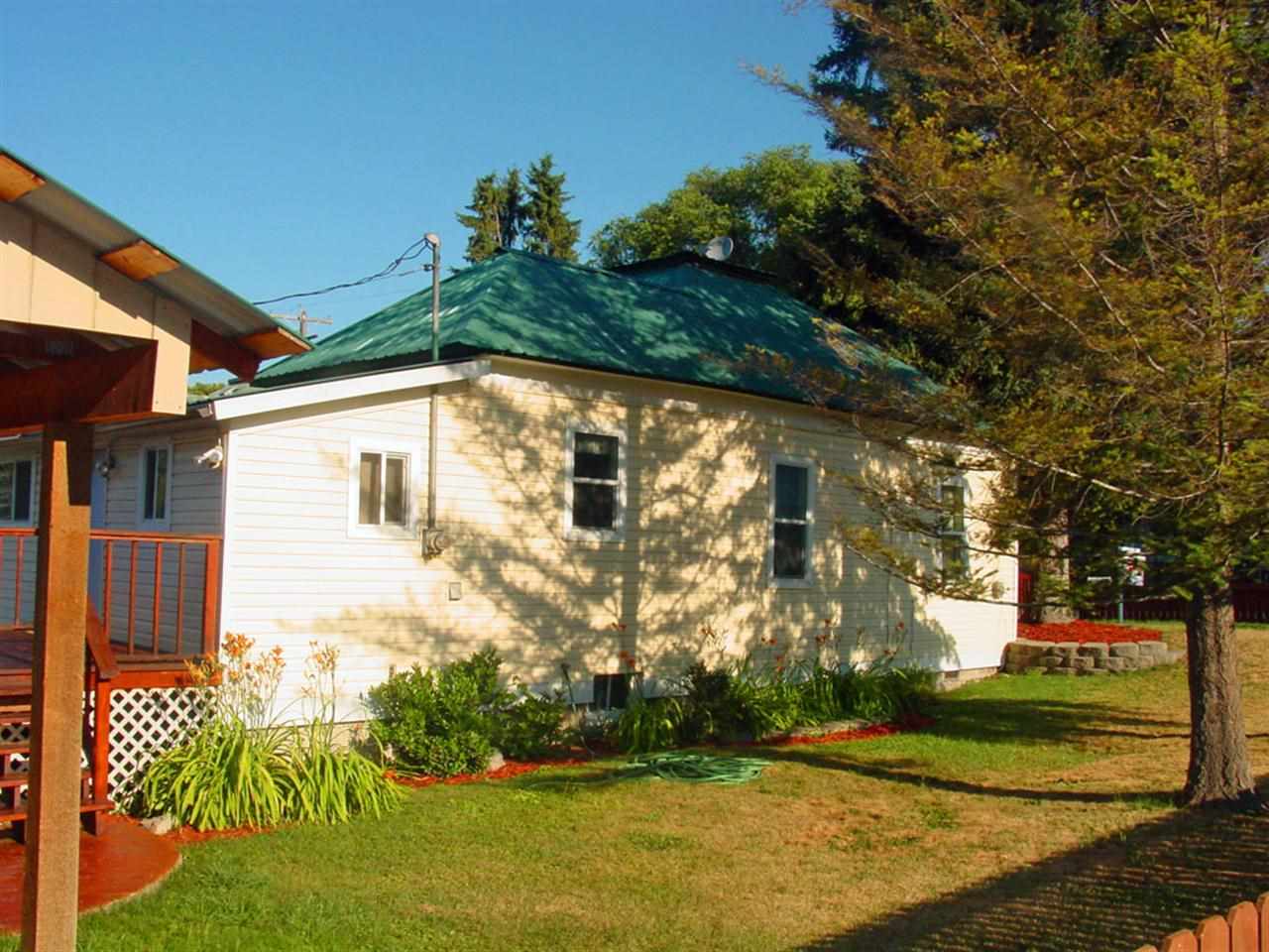 558 E Birch St - Photo 16