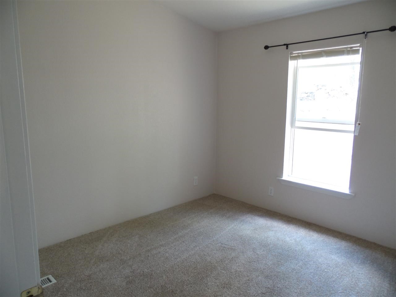 27818 W Tucker Prairie Rd - Photo 11