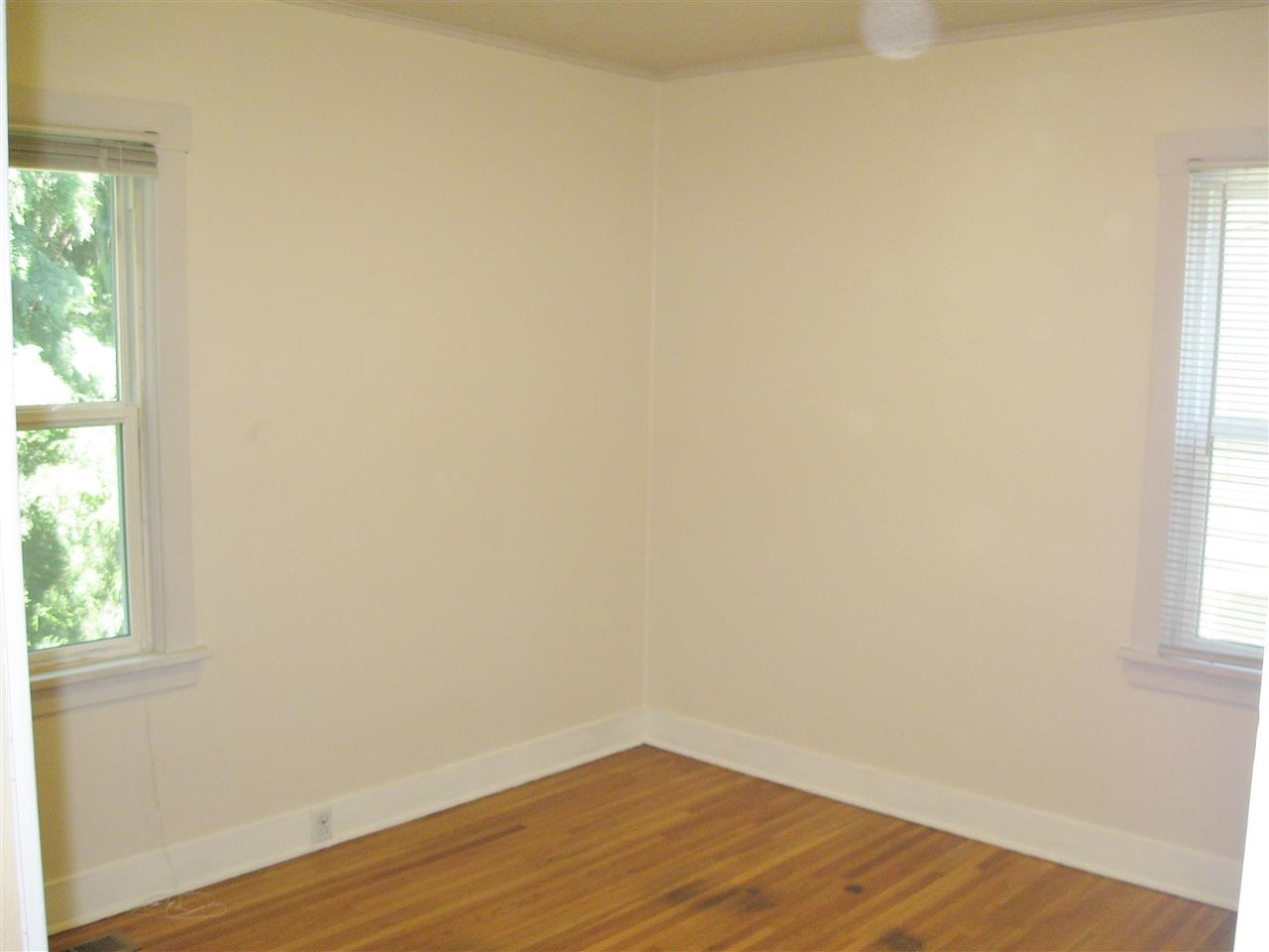 327 E 28TH - Photo 7
