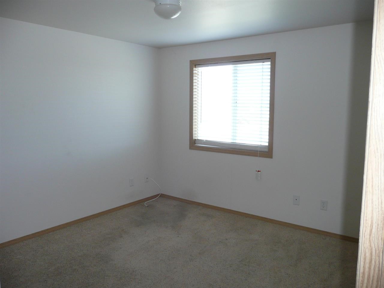 6816 S Lucas St - Photo 9