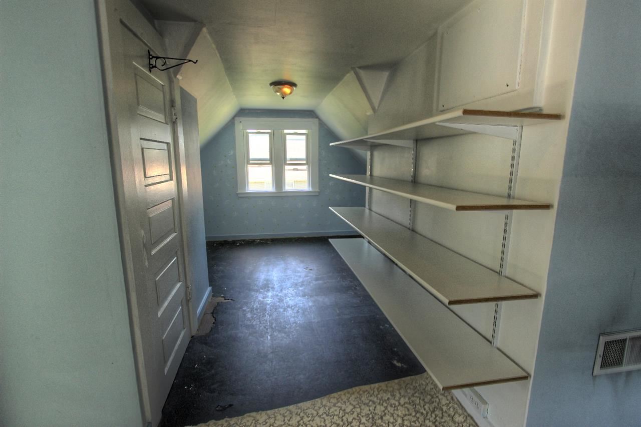 1318 E Newark Ave - Photo 12