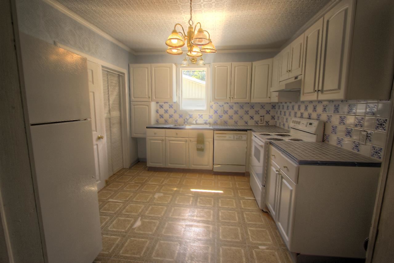 1318 E Newark Ave - Photo 7