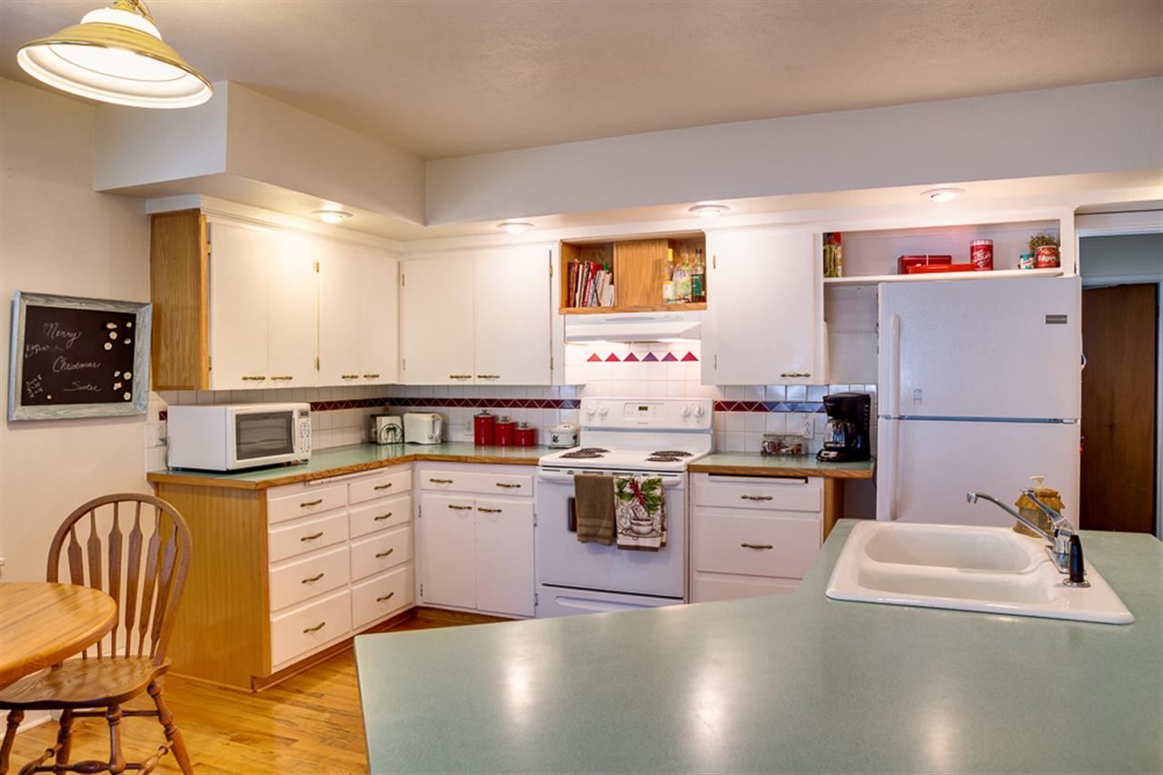1105 N Wilbur Rd - Photo 6