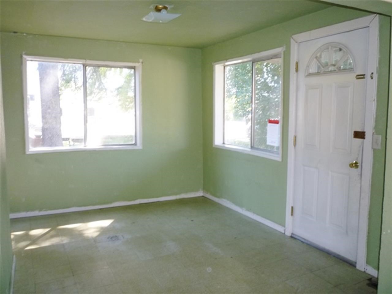 104 W Webster Ave - Photo 5