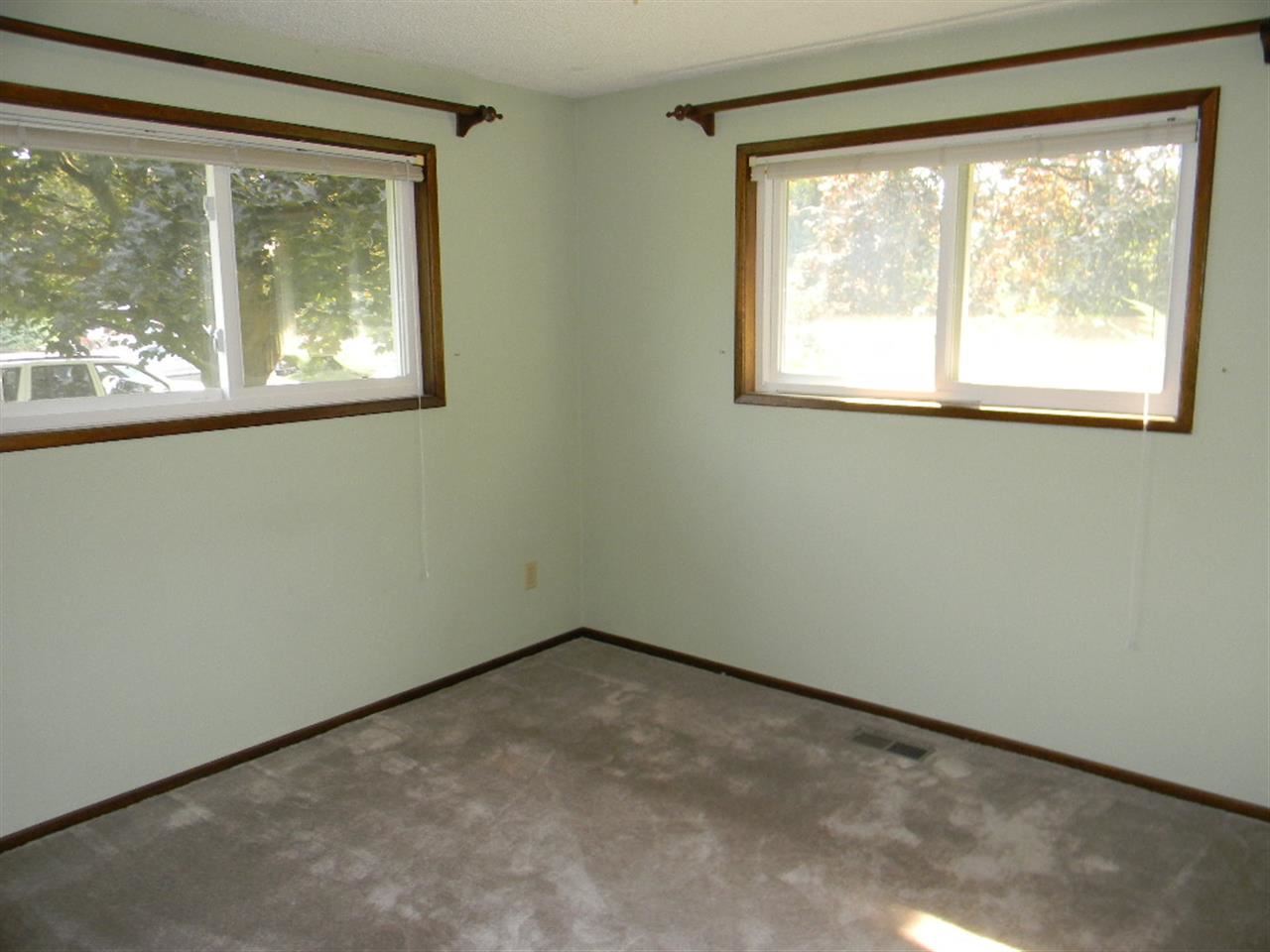9715 N Moore St - Photo 8