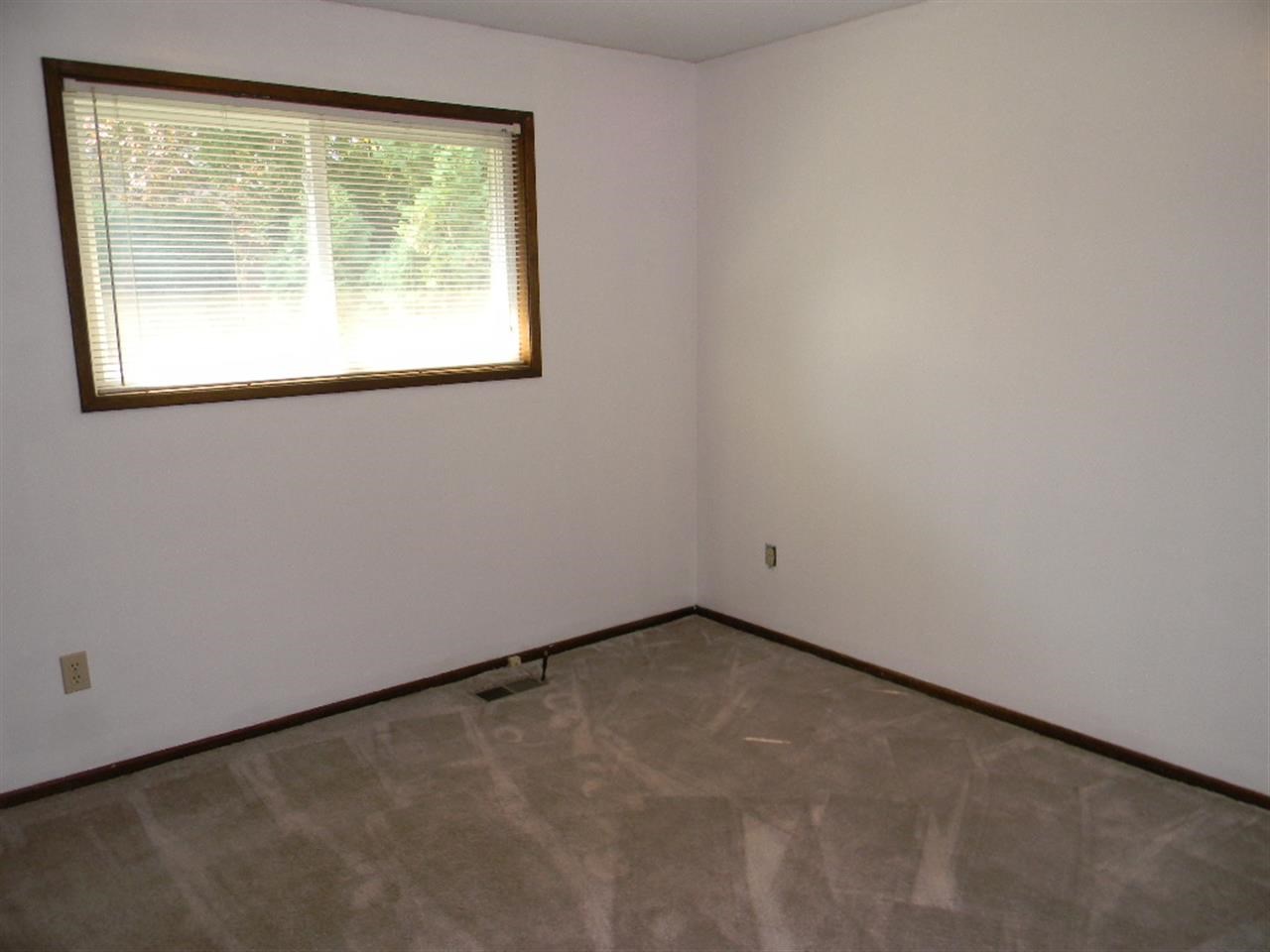 9715 N Moore St - Photo 9