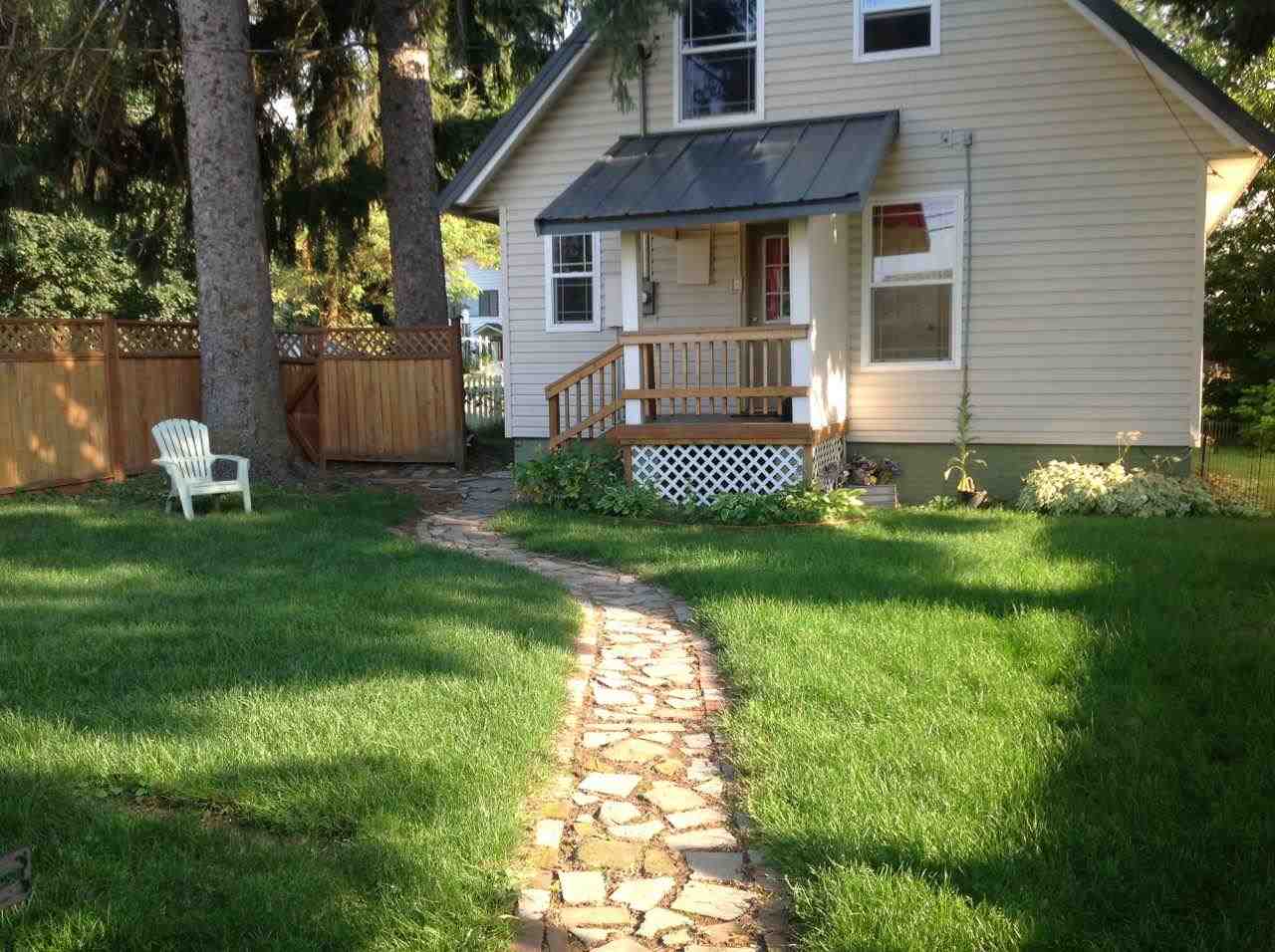 523 E A St - Photo 3