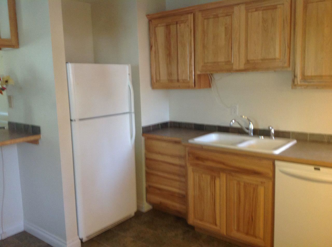 523 E A St - Photo 6