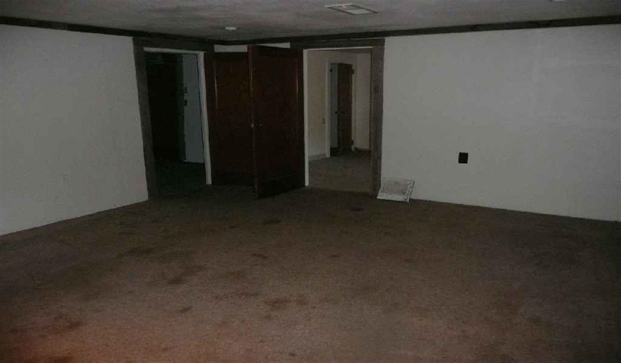 315 S Broadway St - Photo 14