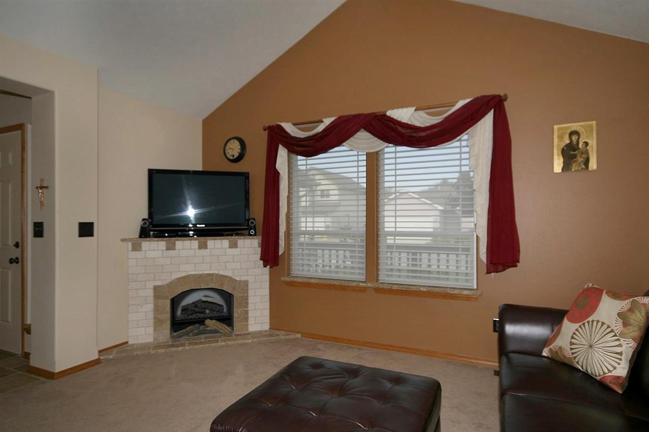 819 S Rees Ln - Photo 4