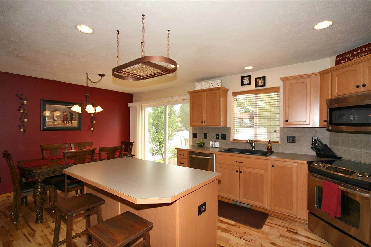 819 S Rees Ln - Photo 8