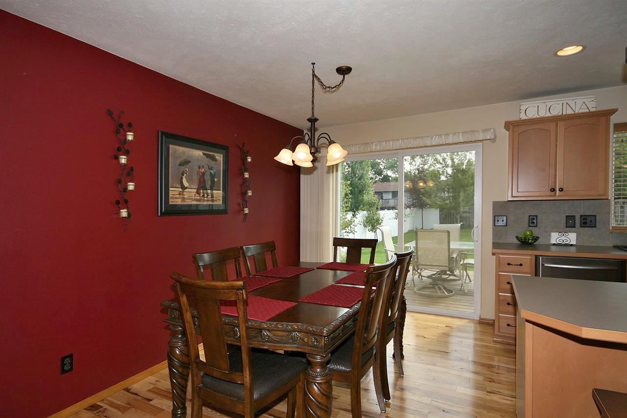 819 S Rees Ln - Photo 9