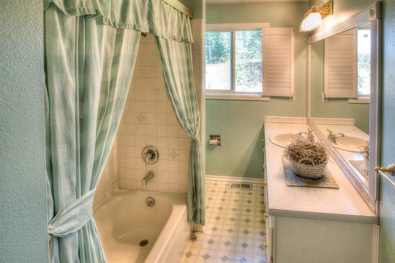 2621 E Hillcrest Dr - Photo 11