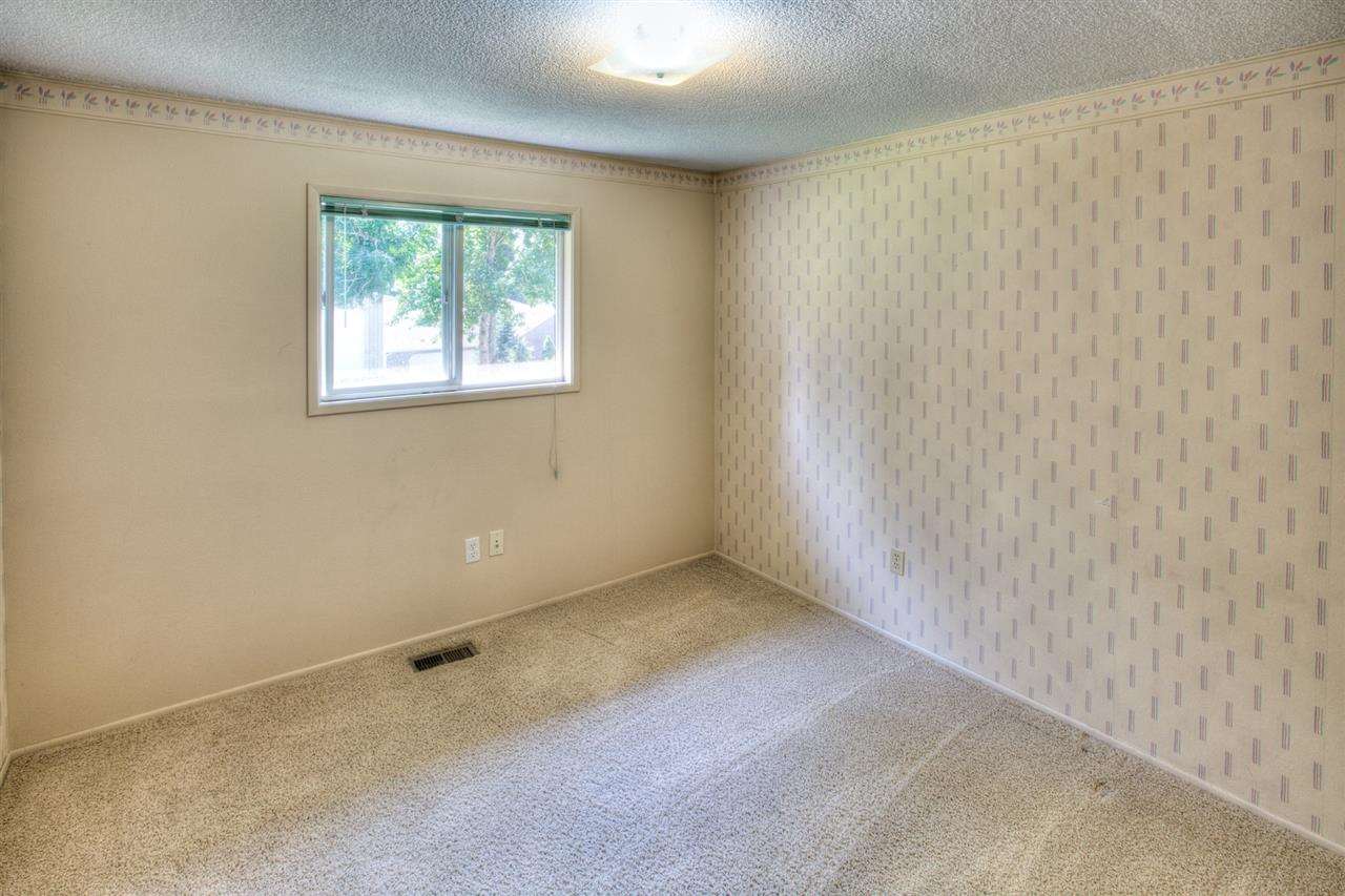 2621 E Hillcrest Dr - Photo 12