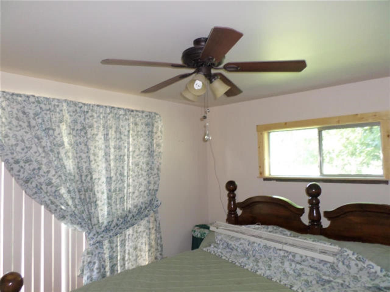 1295 PEACHCREST Rd - Photo 9