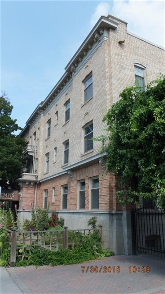 326 W 6th Ave - Photo 1