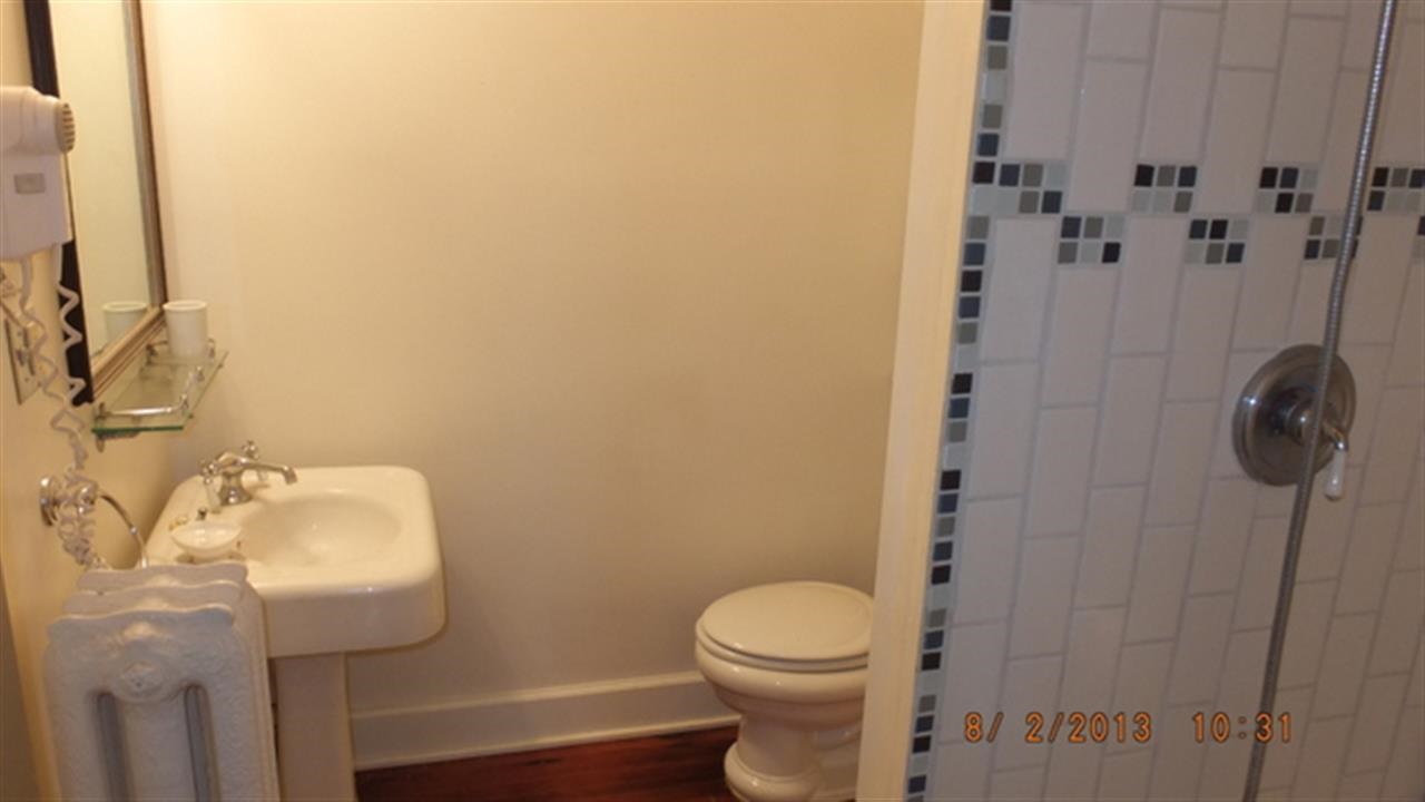 326 W 6th Ave - Photo 6