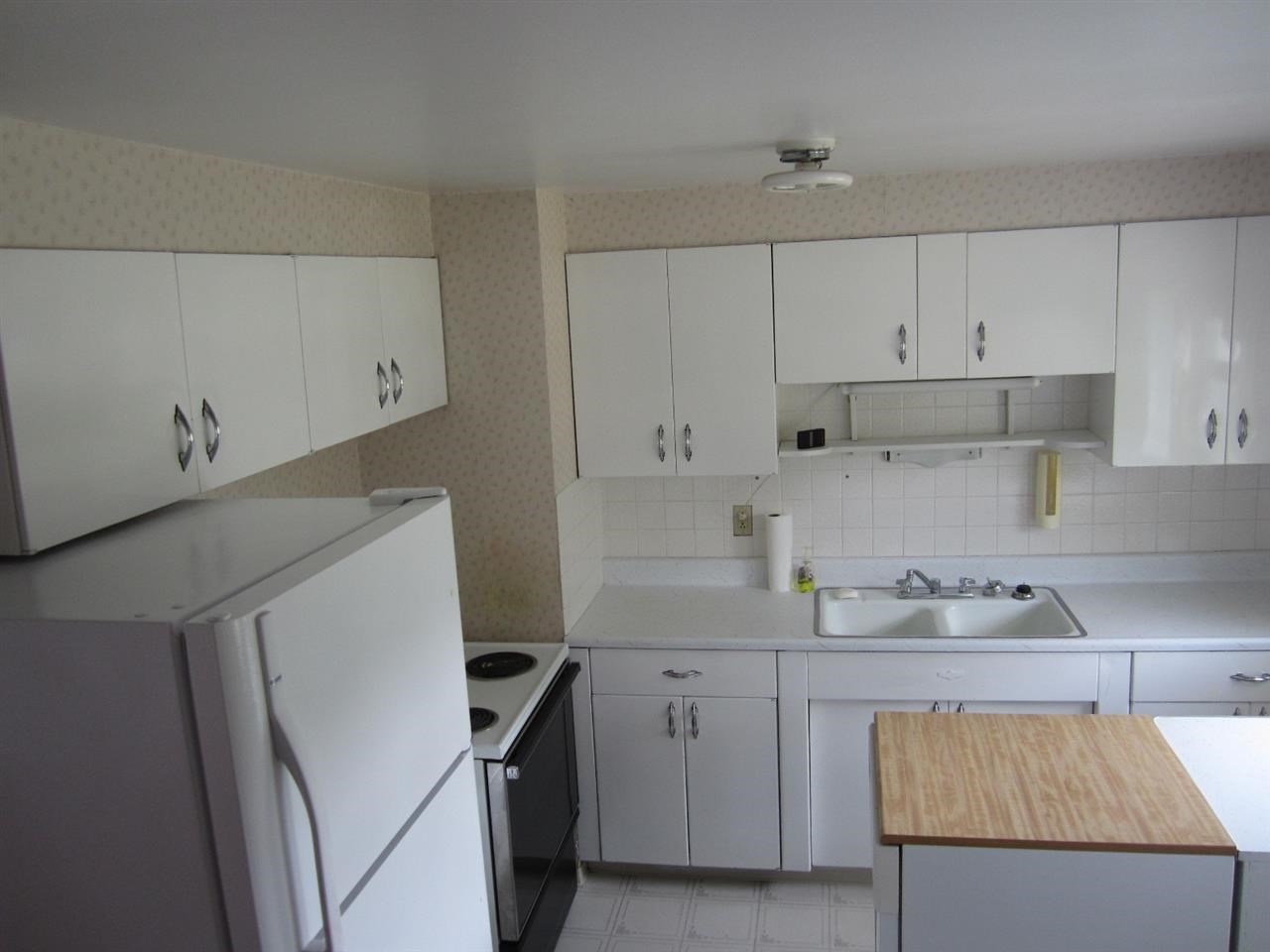 6111 N DOUGLAS - Photo 8