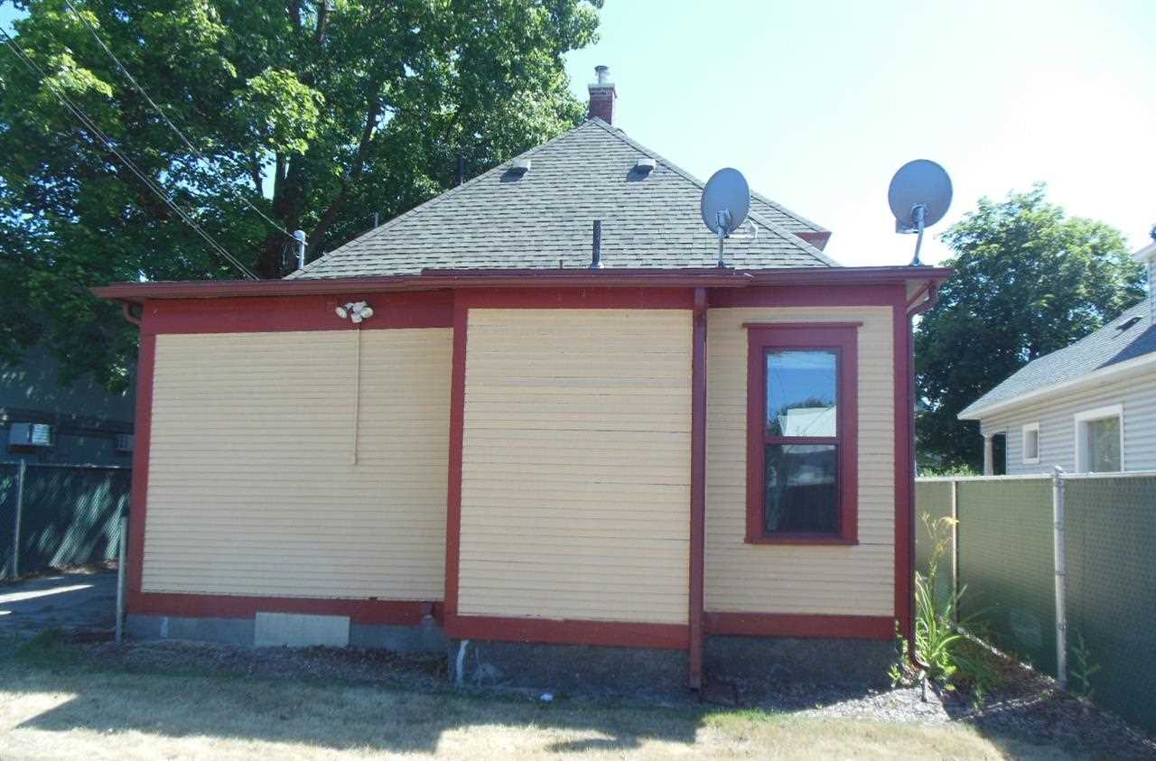 2216 W Boone Ave - Photo 9
