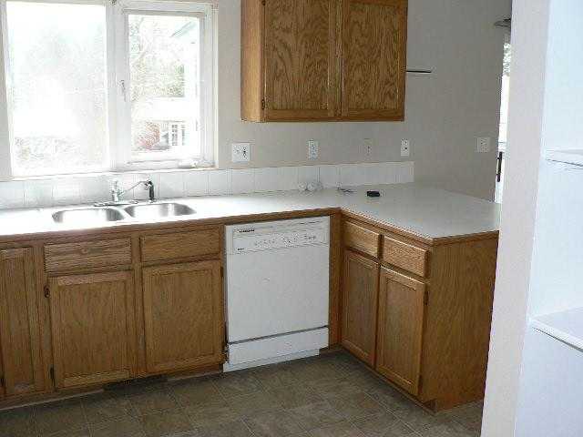 3926 E 35th - Photo 3